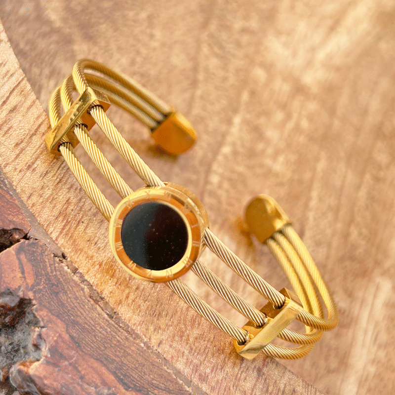 T8CO Engraved Classic Gold Link