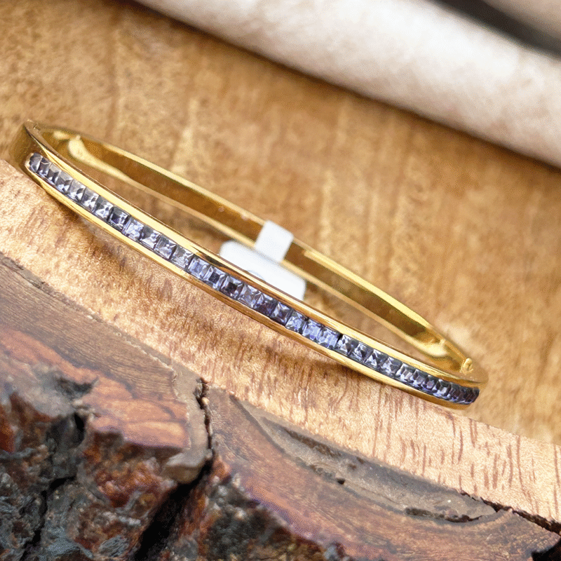 Sleek Gold Bangle with Lavender