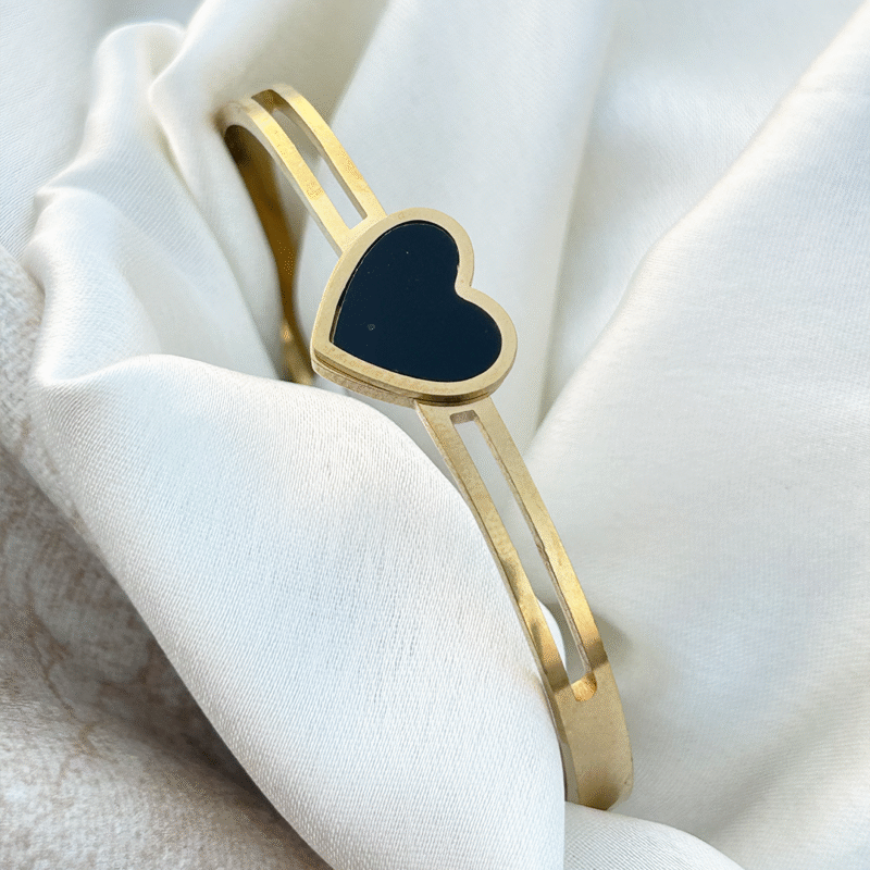 Black Heart Charm Gold Bracelet