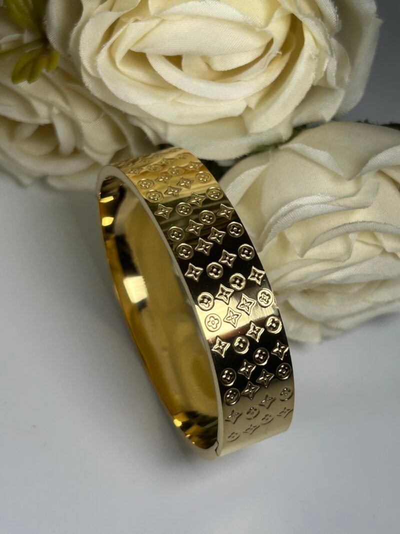 Royal Emboss - Image 2