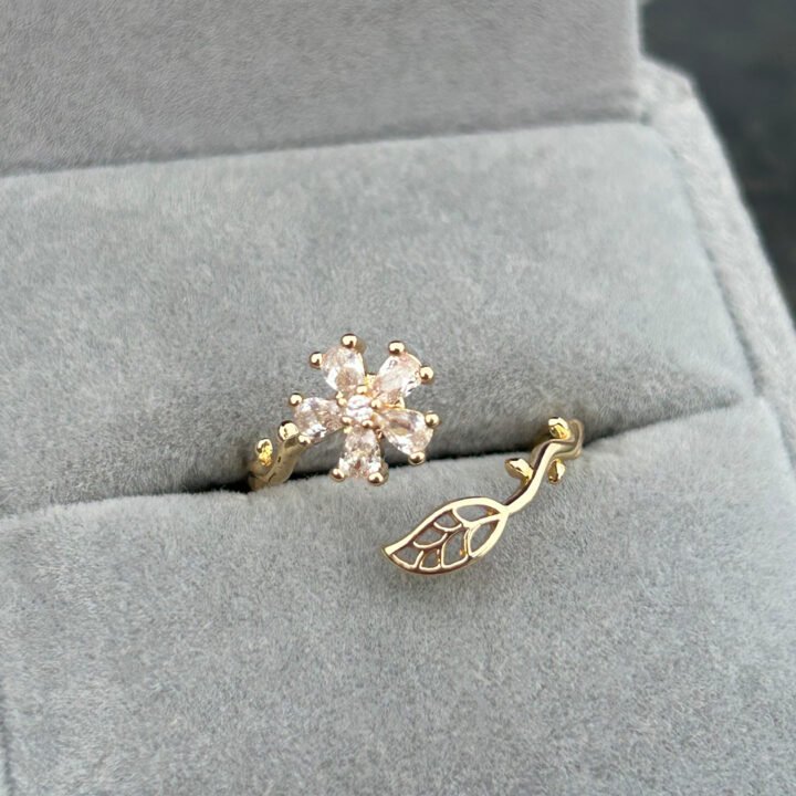 Bloom & Vine Adjustable Ring