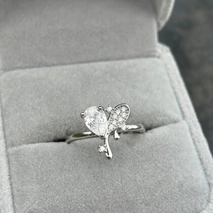 Dewdrop Duo Heart Ring