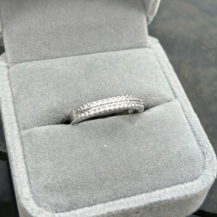 Dazzle Band Ring