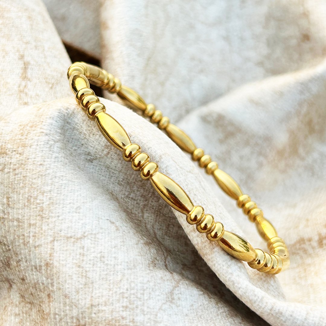 Classic Kada Elegance