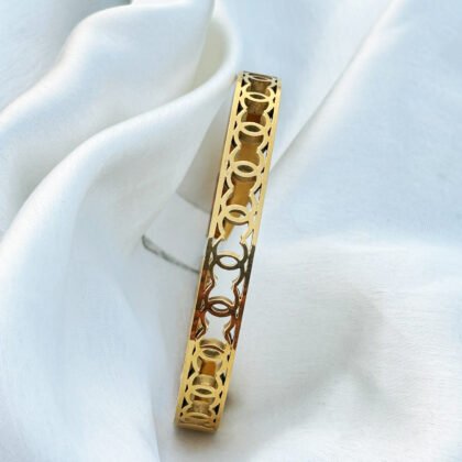 Golden Orbit Cut-Out Kada