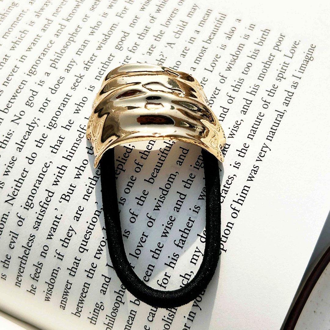 Wave Curve Gold Hair Tie