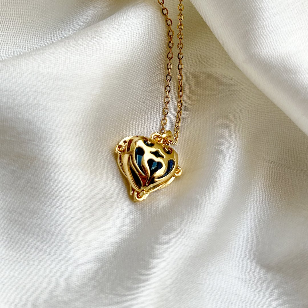 Emerald Heart Luxury Pendant Necklace