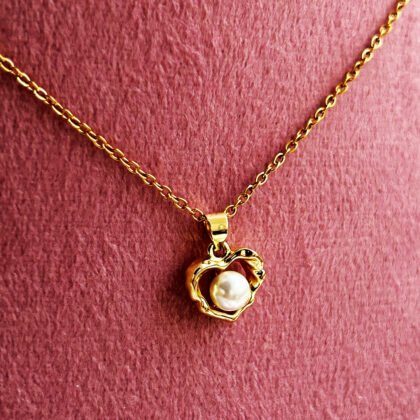 Golden Pearl Nest Heart Pendant