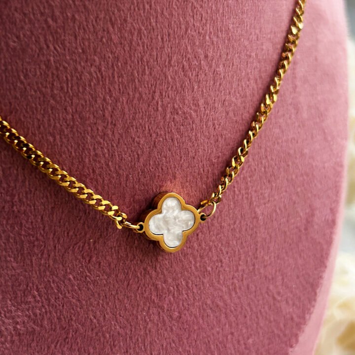 Golden Clover Charm Chain Bracelet