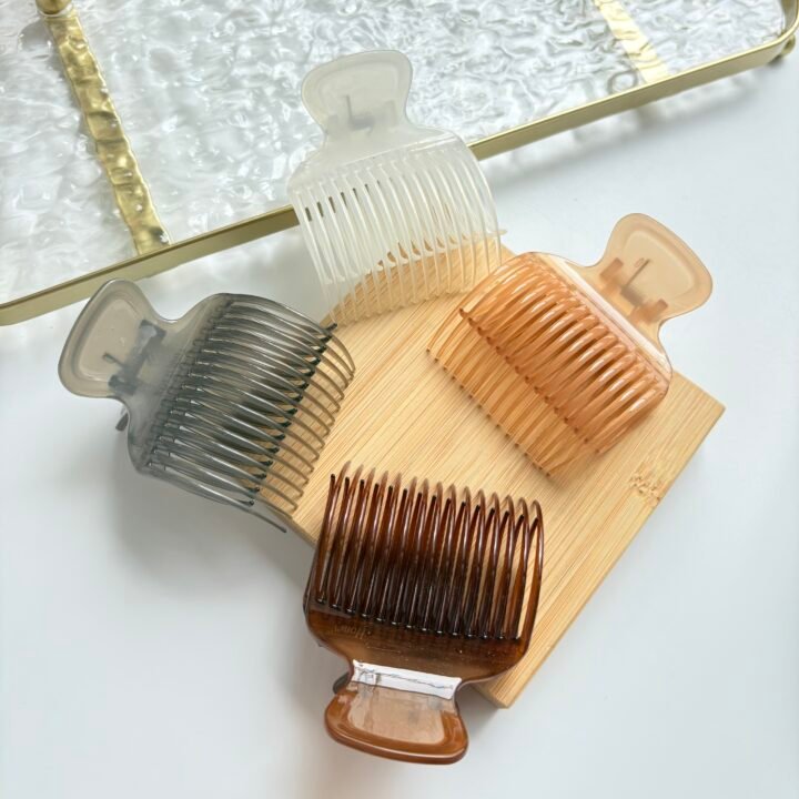 GlossGrip Wide Comb Claw