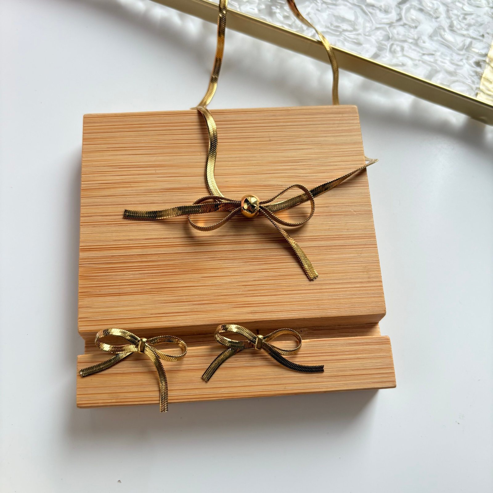 Golden Ribbon Luxe Set