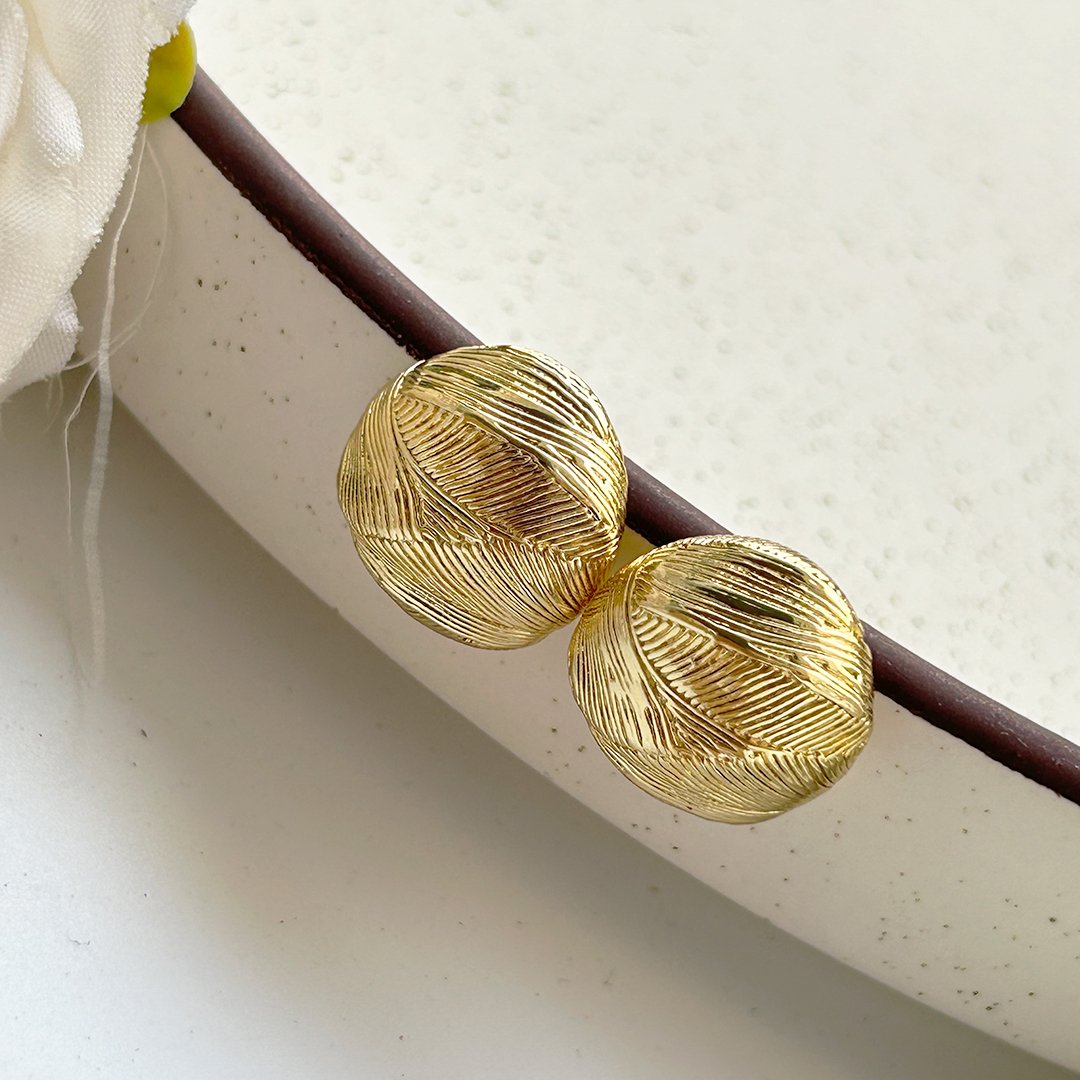 Textured Gold Studs1