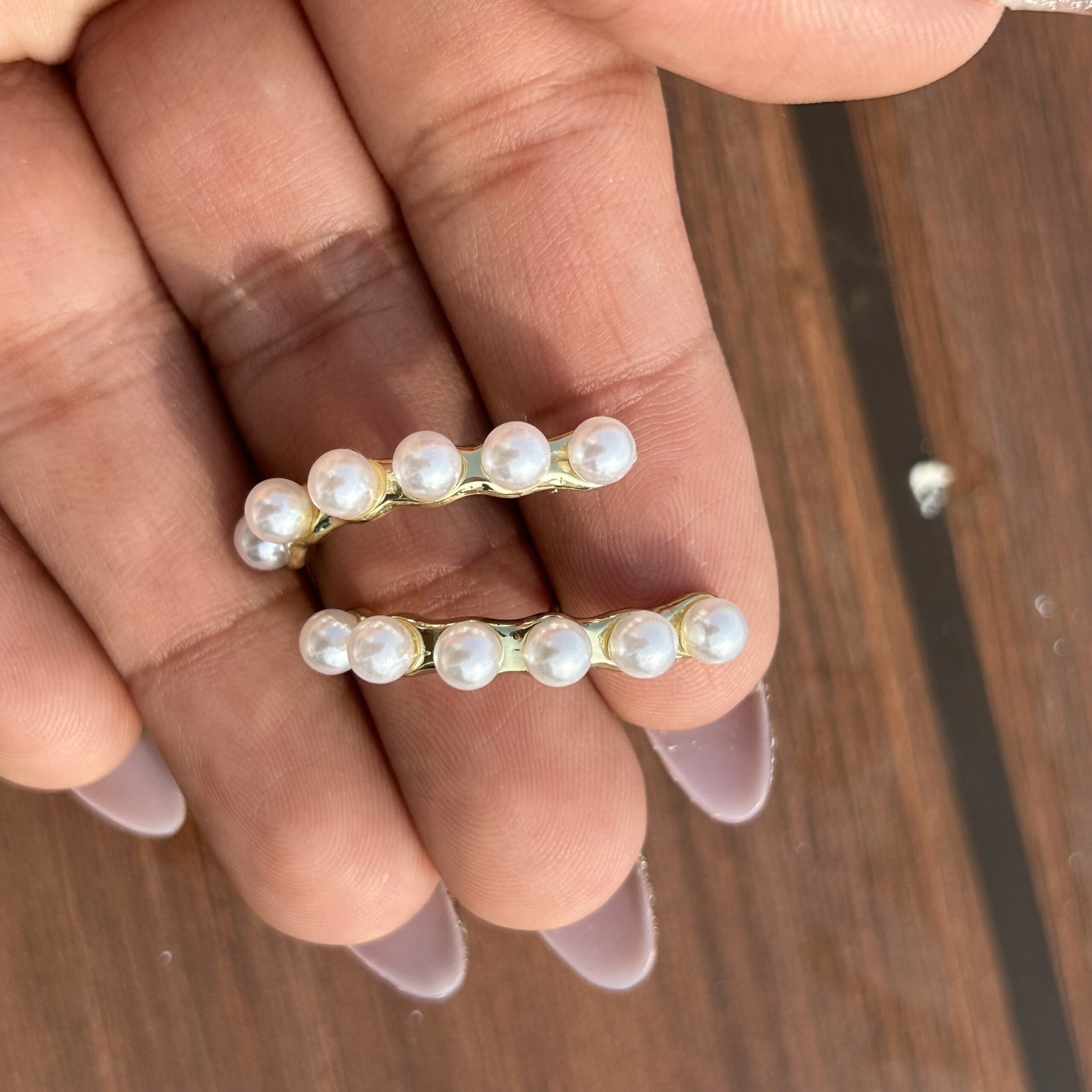 Pearl Crest Ear Climbers