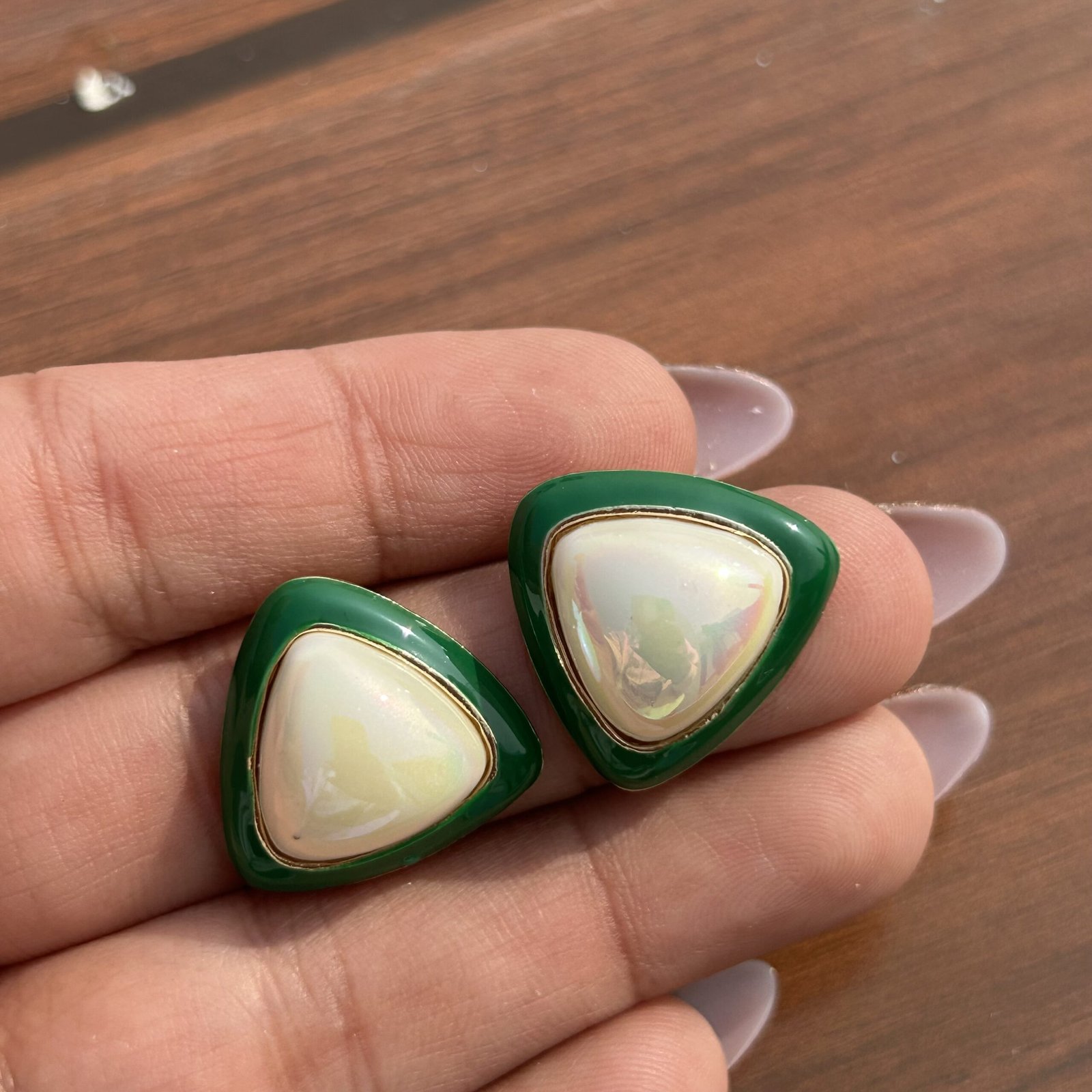Emerald Pearl Shine Studs