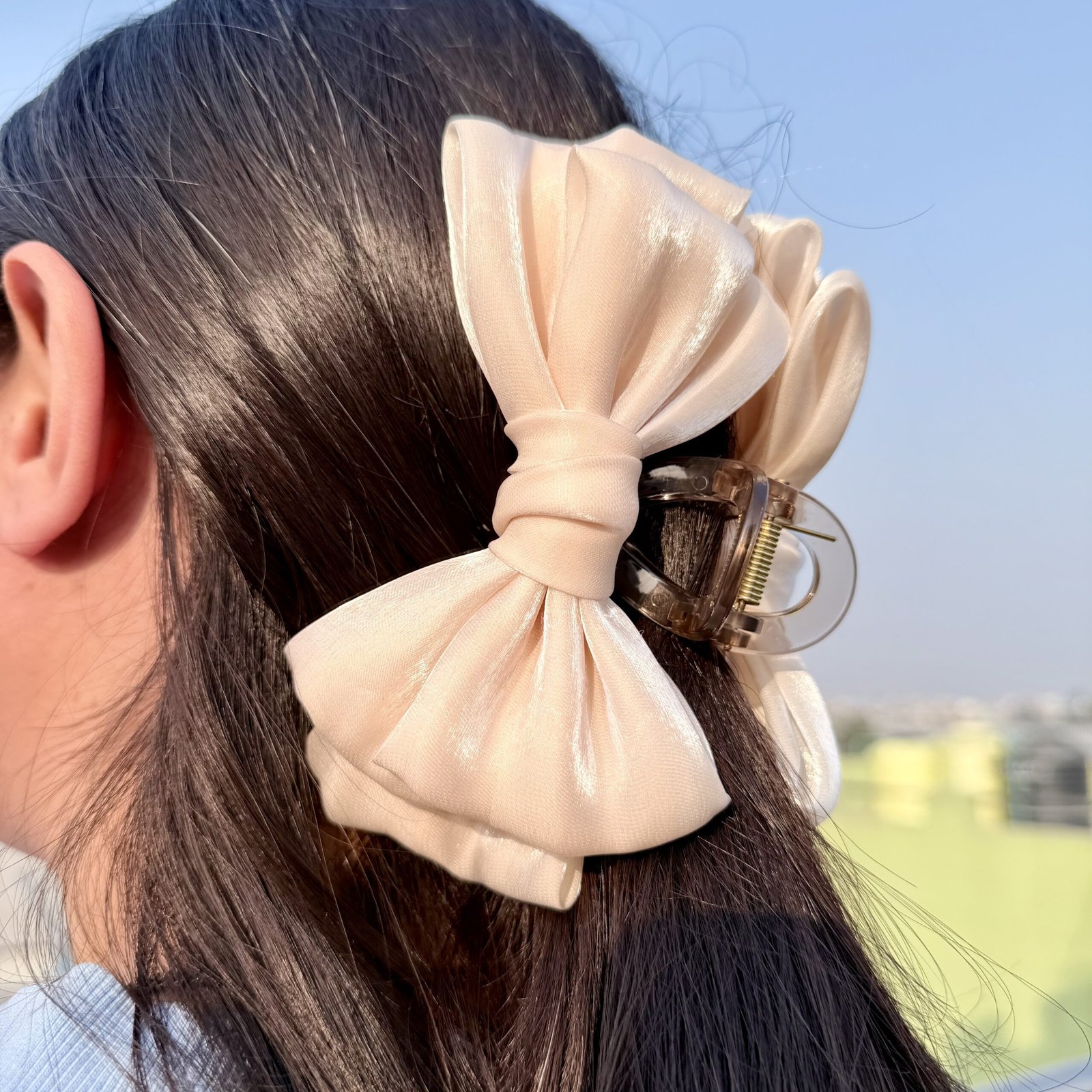Ivory Bow clip