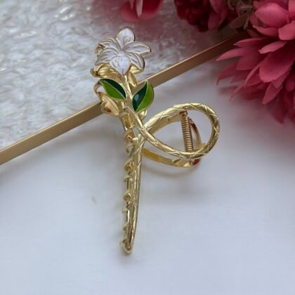 Ivory Garden Vine Clutcher